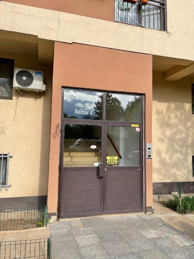 Giurgiului Apartament Bucharest Luaran gambar