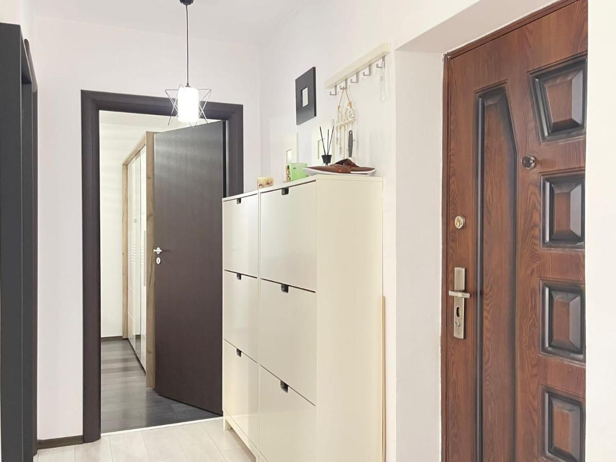 Giurgiului Apartament Bucharest Luaran gambar