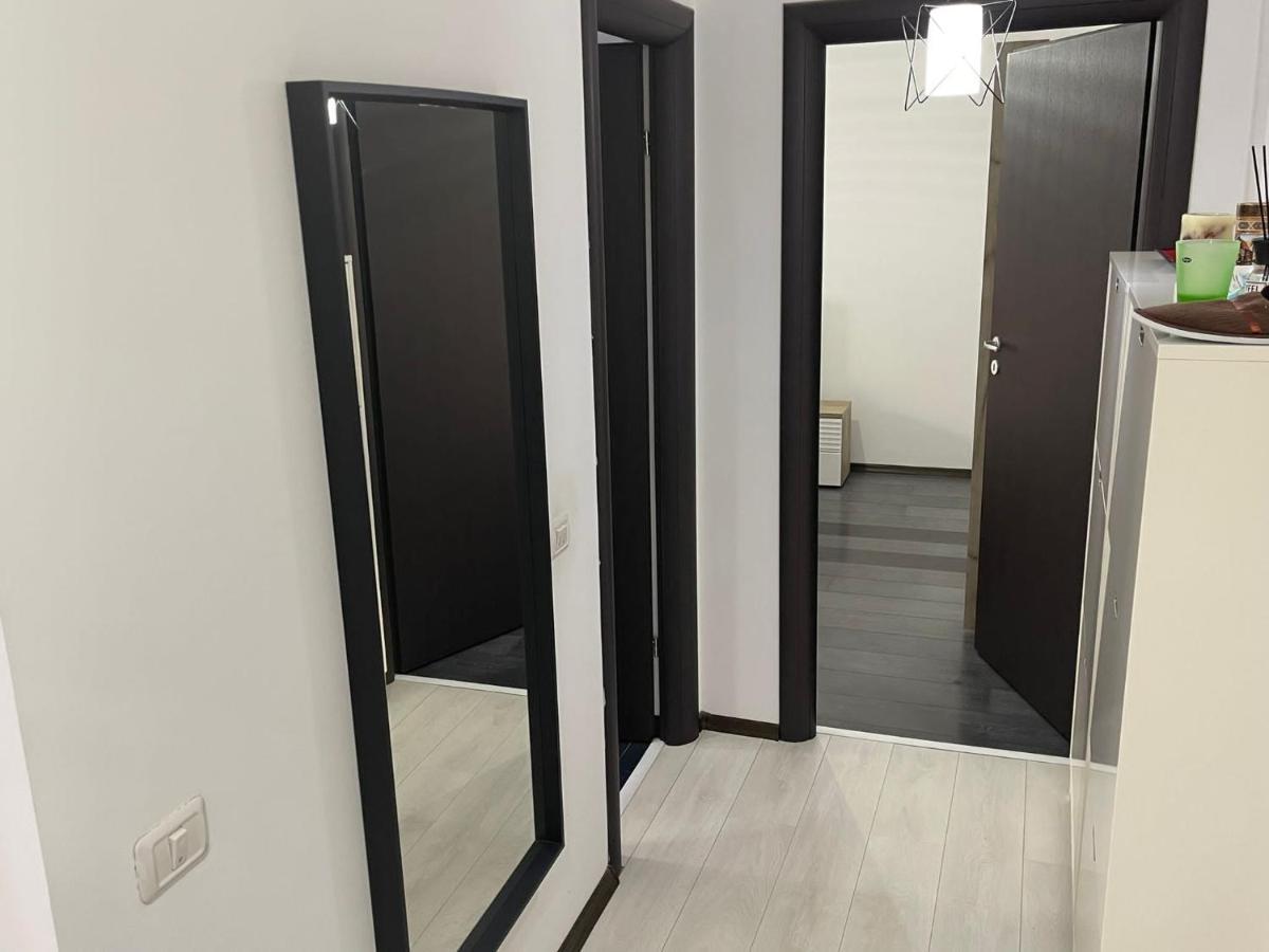 Giurgiului Apartament Bucharest Luaran gambar